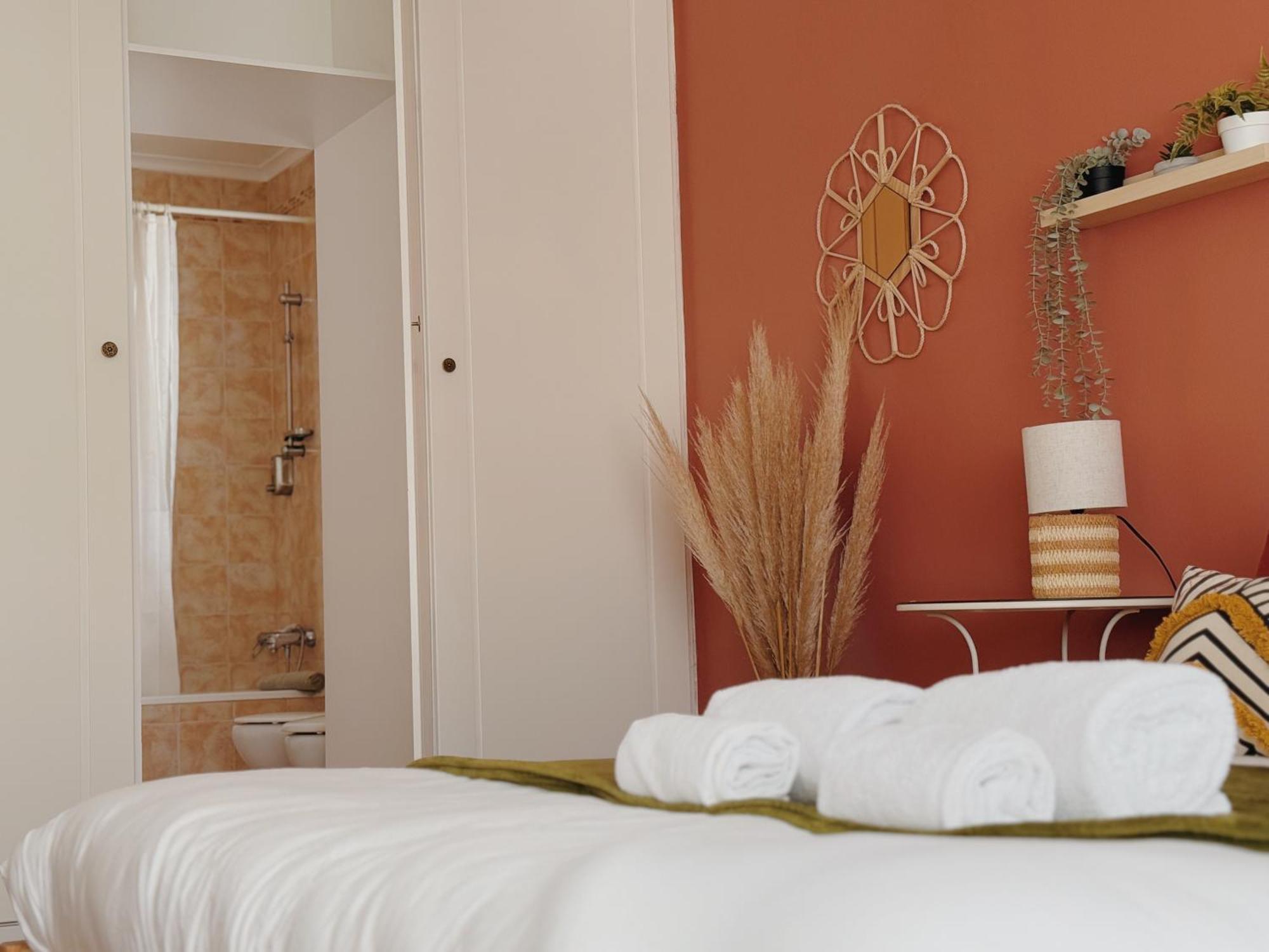 Coastal Garden Paradise Retreat- 6 Min From The Beach Шарнека Екстериор снимка